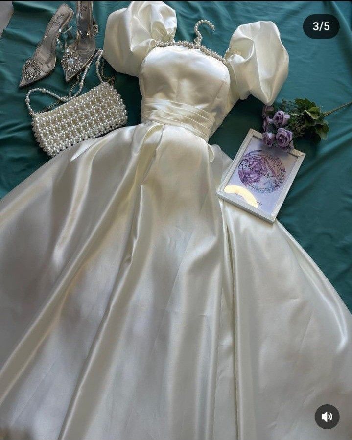 Fancy A Line Sweetheart Short Sleeves White Satin Prom Dresses Evening Dress With Beads HZ1024