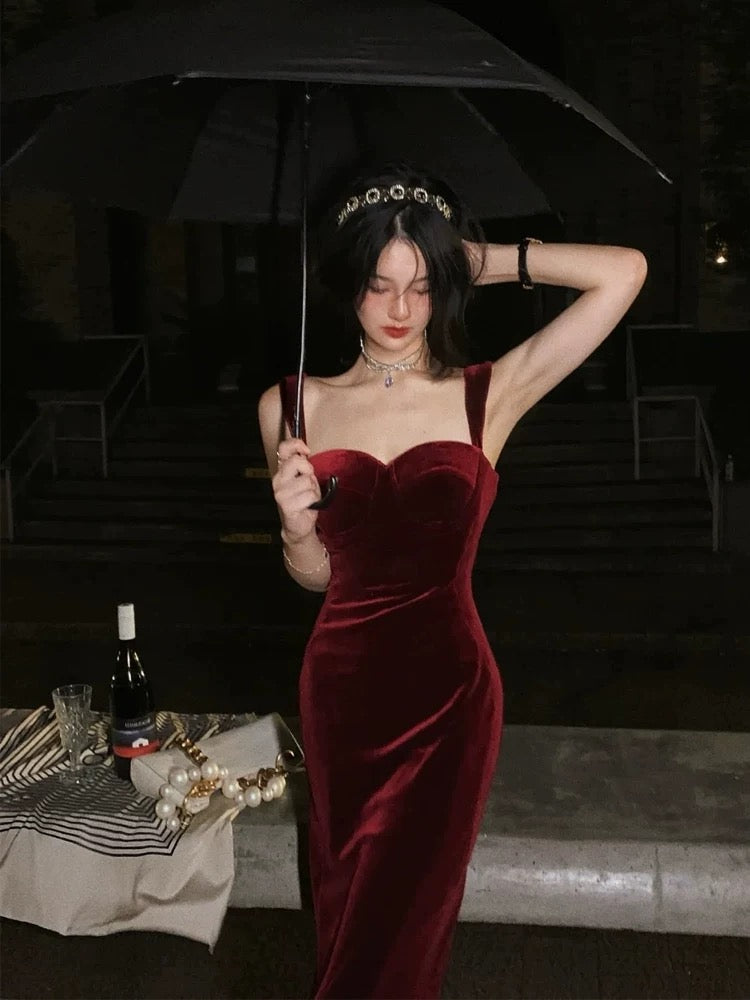 Gorgeous Mermaid Straps Burgundy Velvet Evening Dress Prom Dresses Birthday Outfits HZ1024