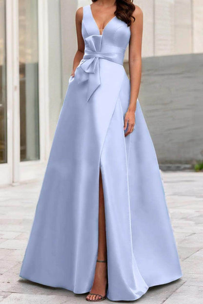 A Line V Neck Sleeveless Mother Of The Bride Dresses CM0341