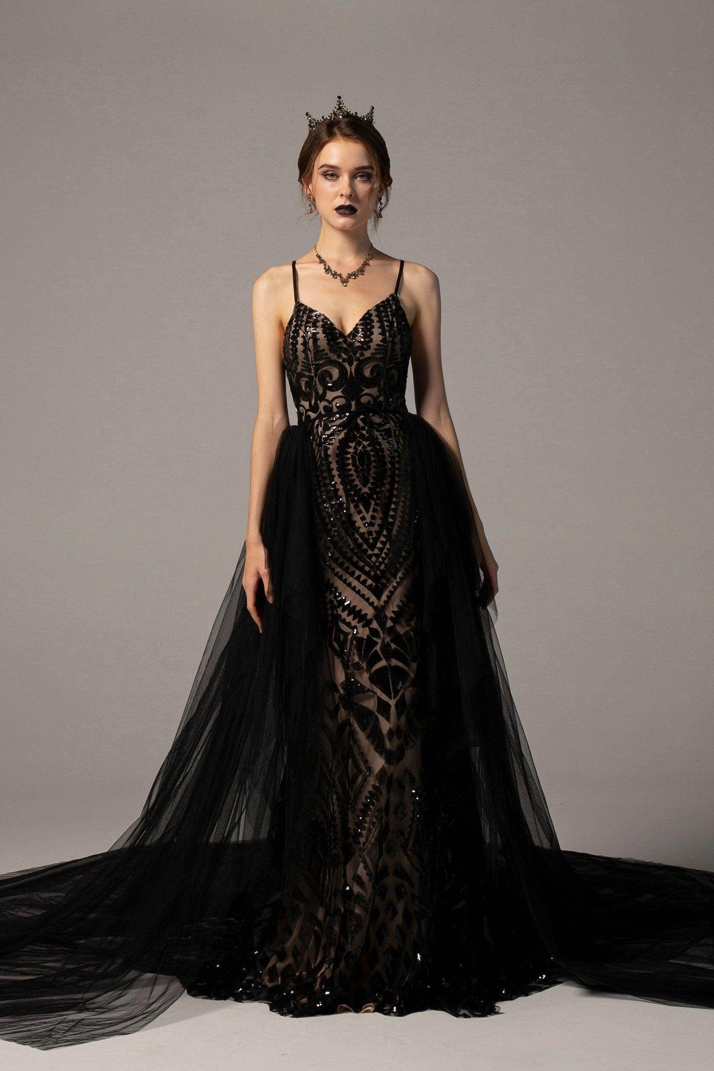 Trumpet-Mermaid Court Train Lace Wedding Dress CW2324