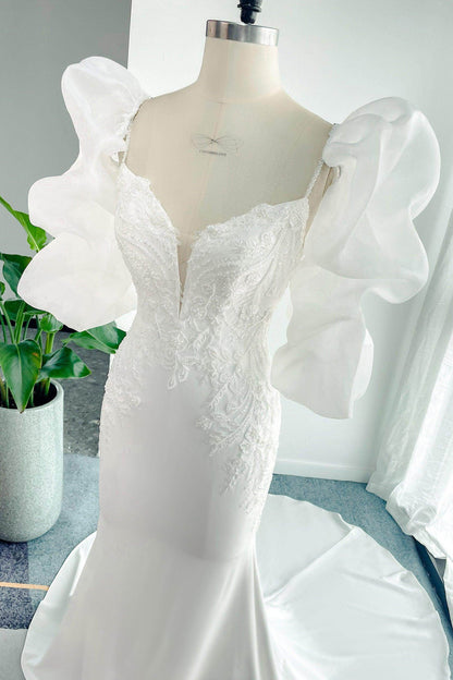 Trumpet-Mermaid Court Train Lace Stretch Satin Wedding Dress CW3137