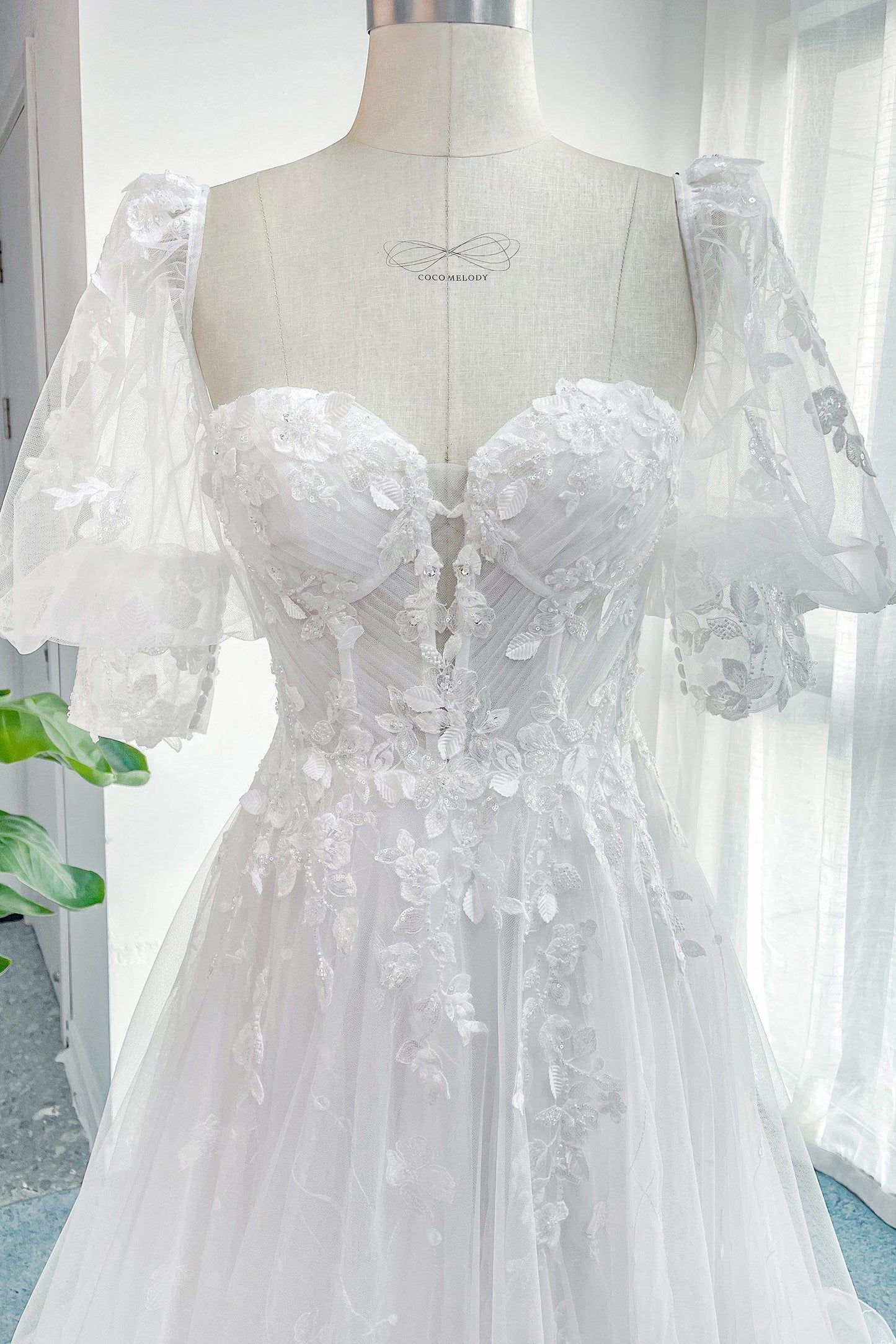 A-Line Court Train Lace Tulle Wedding Dress CW3161