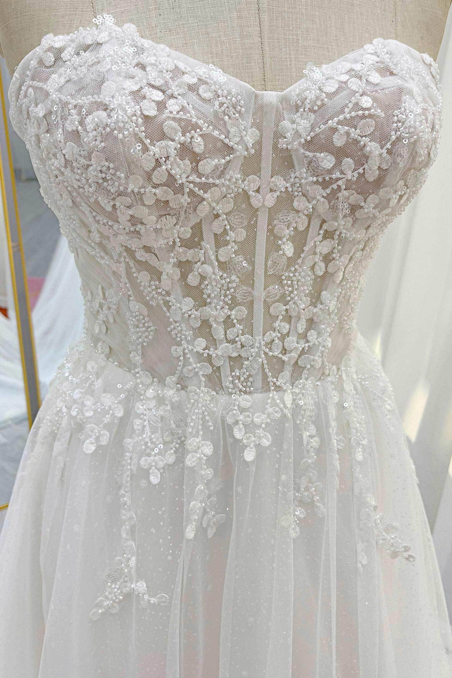 A-Line Court Train Lace Tulle Wedding Dress CW3229