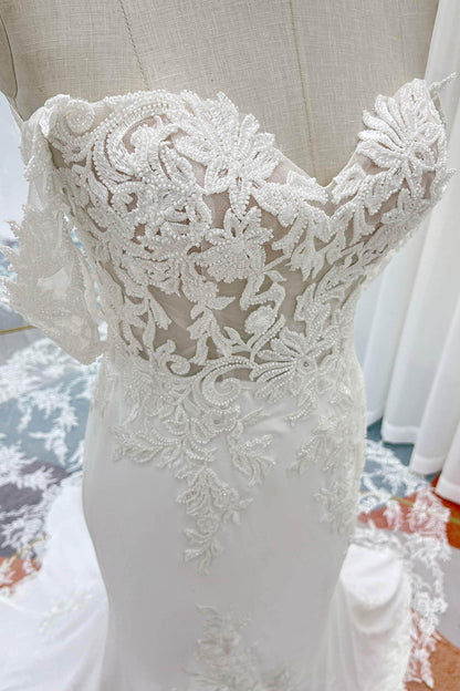 Trumpet-Mermaid Cathedral Train Lace Stretch Satin Wedding Dress CW3270