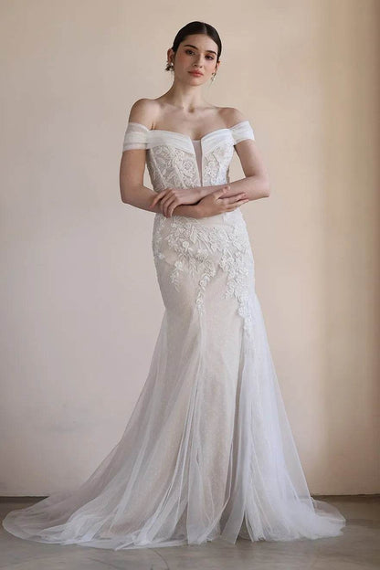 Trumpet-Mermaid Sweep-Brush Train Lace Tulle Wedding Dress CW3545
