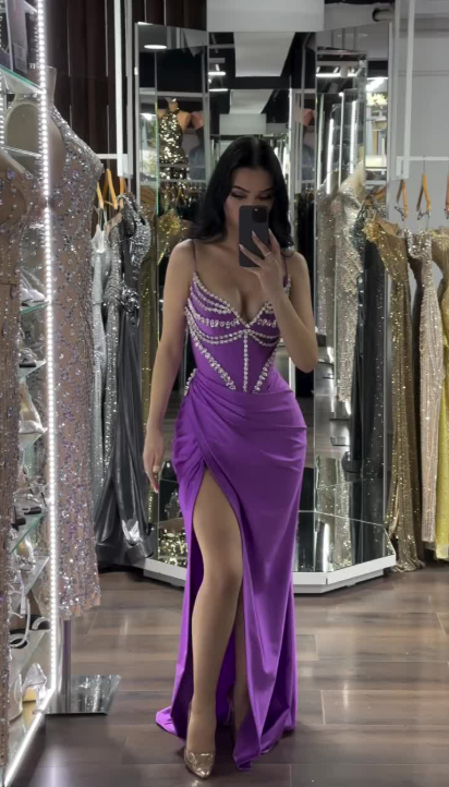 Fashion Sheath Purple Long Prom Dresses Rhinstones Satin Spaghetti Straps Sleeveless Evening Gowns with Slit DP04786