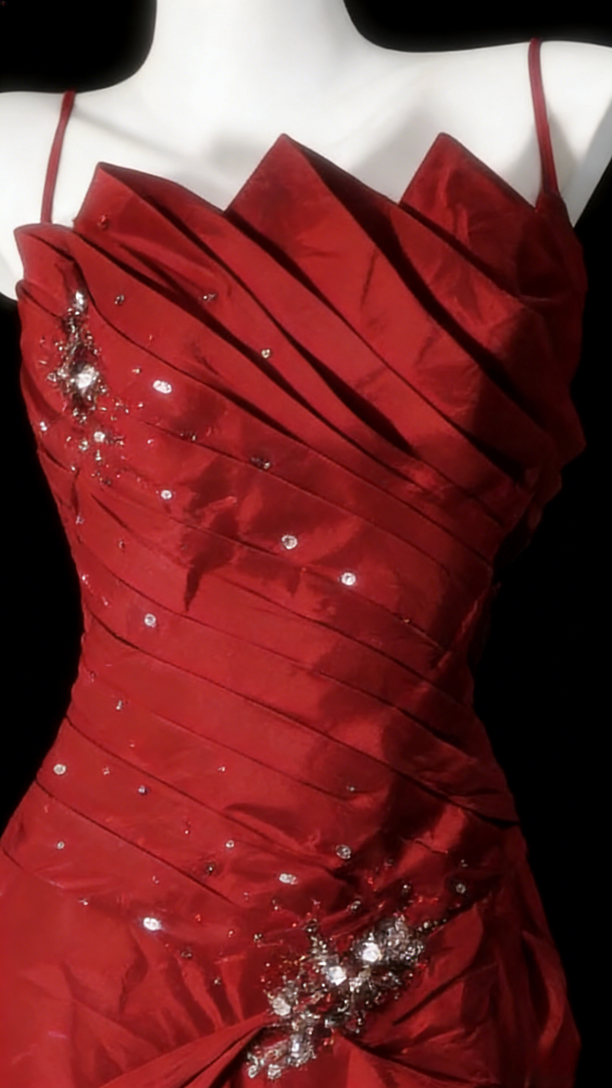 Chic Red Long  Prom Dress Satin Spaghetti Straps Birthday Dress A-Line Sleeveless Evening Dress DP04898