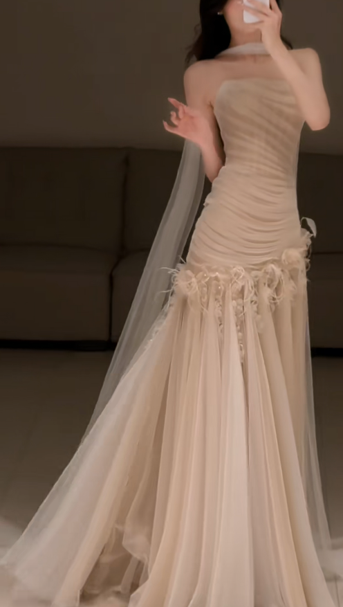 Elegant Champagne Prom Dress Tulle Strapless Evening Dress Sheath Birthday Dress DP05166