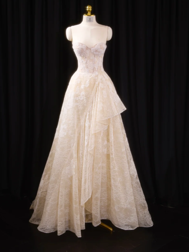 Chic Champagne Prom Dress Lace Strapless Evening Dress A-line Birthday Dress DP05184