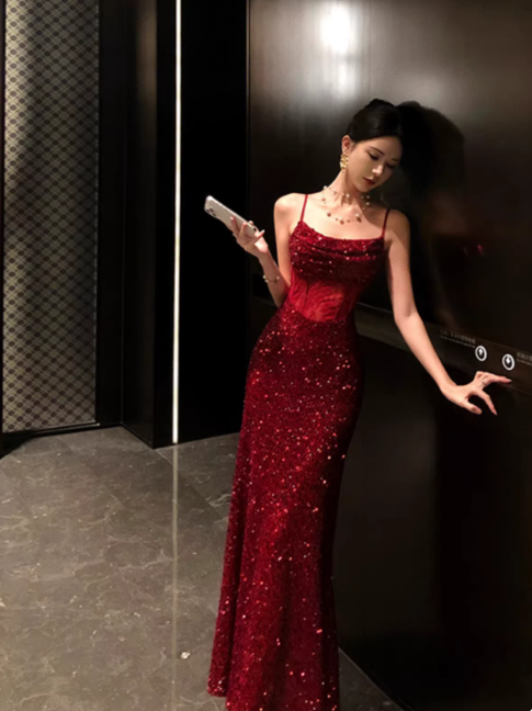 Chic Burgundy Prom Dress Sequins Sheath Spaghetti Straps Evening Dress Sleeveless Birthday Dress DP05222