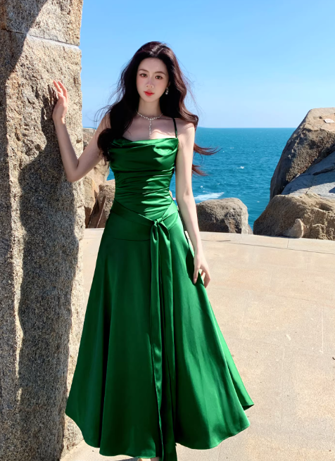 Chic Green Prom Dress Satin A-Line Spaghetti Straps Evening Dress Sleeveless Birthday Dress DP05227