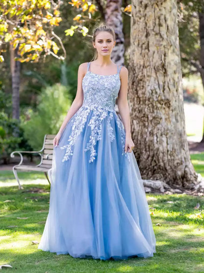 Enchanting A-line chiffon and lace lace lace lace with lace appliqu é on the back Prom Dresses