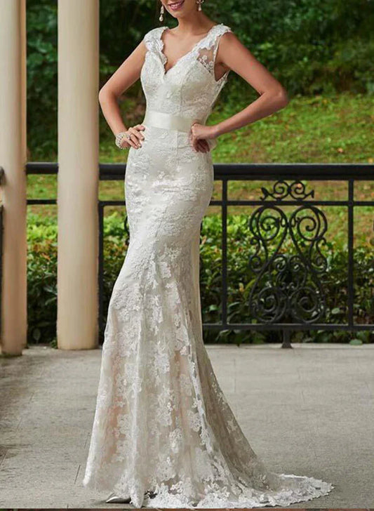 Lace Sheath/Column V-Neck Wedding Dresses With Bow(S) Sweep Train Sleeveless Elegant