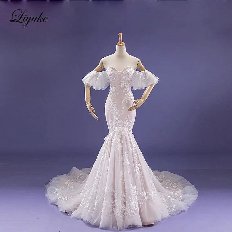 Liyuke Shining Symmetrical Lace Sweetheart Mermaid Wedding Dress