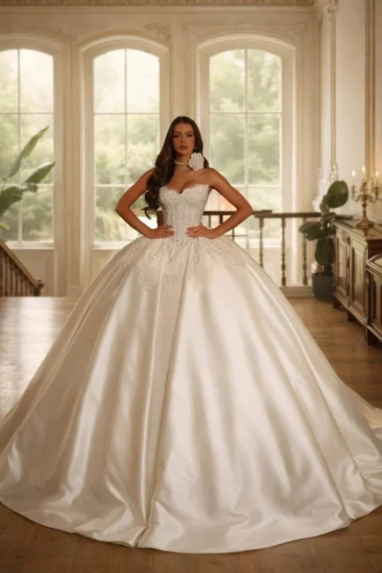 Strapless Satin Wedding Dress Sweetheart Illusion Lace Corset Bridal Dress Cathedral Train with Beadings