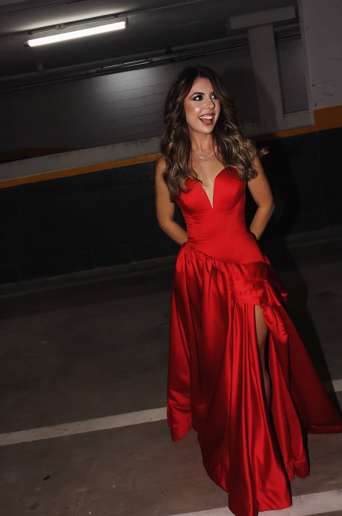 Classy Red Satin Long Prom Dress Leg Split Evening Dresses for Weddings