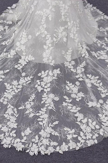 White Tulle Wedding Dress Lace Appliques Spaghetti Straps Mermaid Bridal Dress Open Back