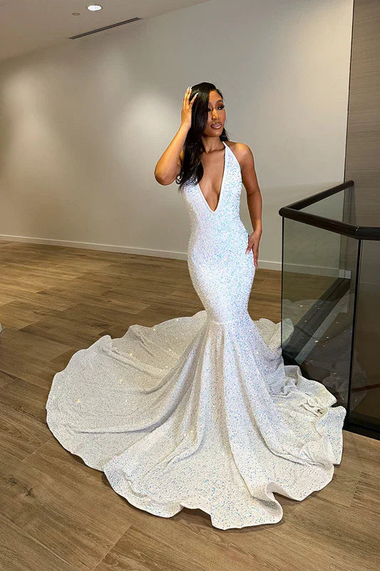 Fantasy White Sleeveless V Neck Halter Evening Dress With Sequins Sparkly Sexy Prom Dress