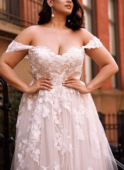 Off-The-Shoulder Tulle Lace Wedding Dress With Appliques Lace Floor Length Elegant