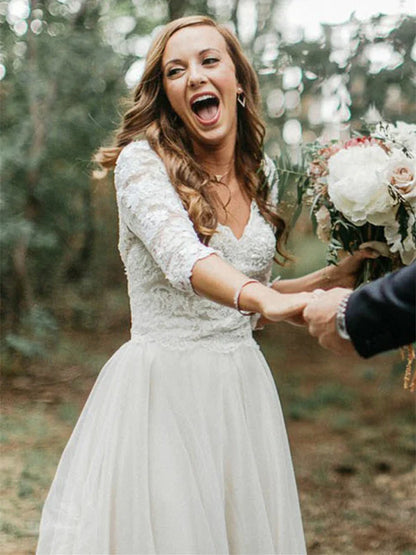 Elegant V-neck Tulle Wedding Dresses Lace A-line Bridal Gowns Floor Length Beautiful