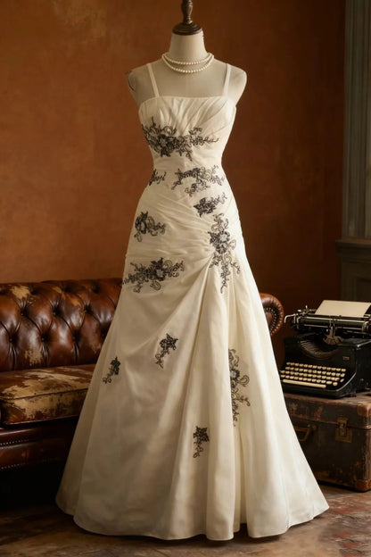 girlhomeshops-wedding dress Sleeveless White Embroidered  tulle  Train A - line dress, Retro Elegant Evening Dress  gh5829