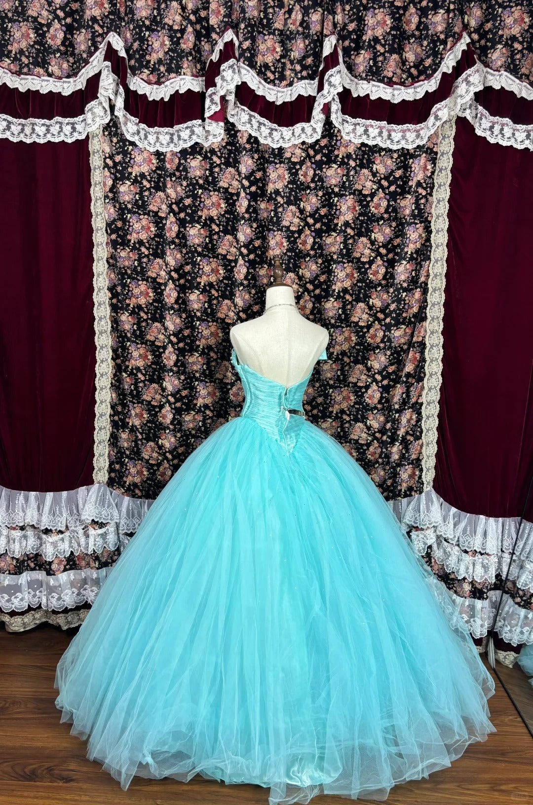 Gorgeous Asymmetrical Neck Crystal Beaded Pleated Rhinestone Tulle Ball Gown Prom Dress Birthday Quinceanera Dress Evening Dress HZ0319