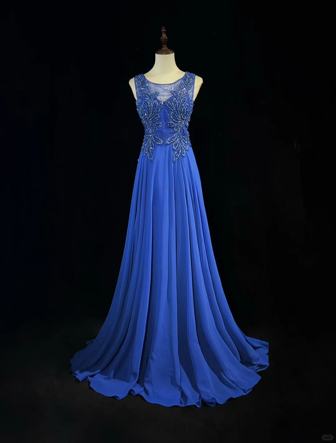 Gorgeous Crew Neck Beading Sequins Pleated Prom Dress Evening Dress Party Dress HZ0319