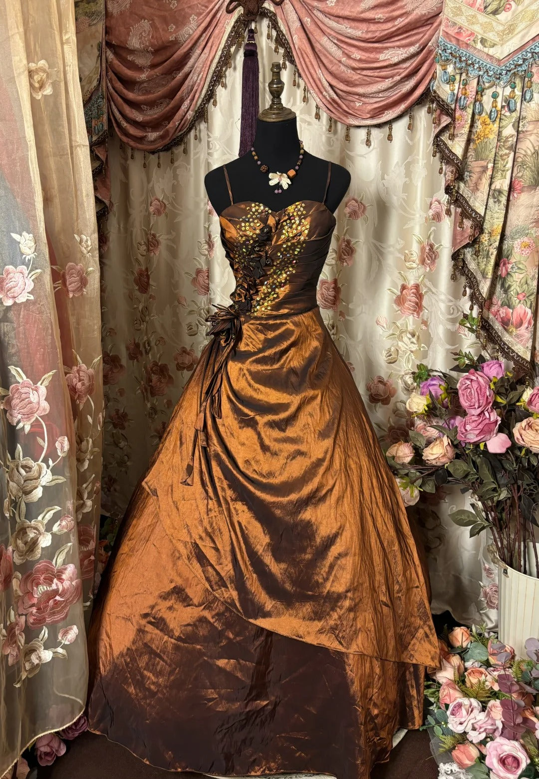 Beauty Prom Dress Spaghetti Straps Pleated Sequins Ball Gown Evening Dress Birthday Dress Quinceanera Dress HZ0319