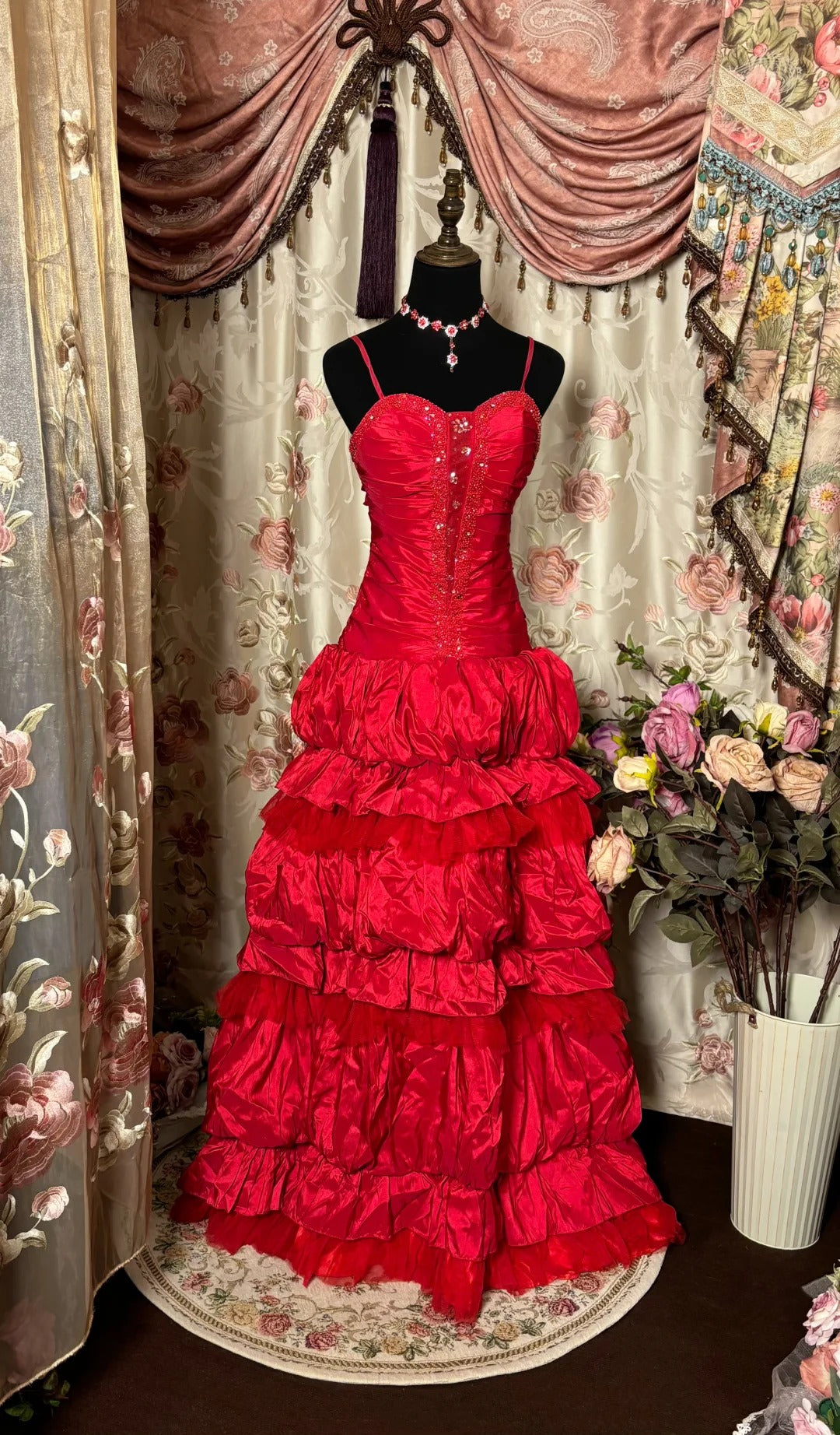 Pretty Prom Dress Spaghetti Strapless Pleated Tiered Prom Gown Evening Dress Dancing Dress Birthday Party Dress HZ0319