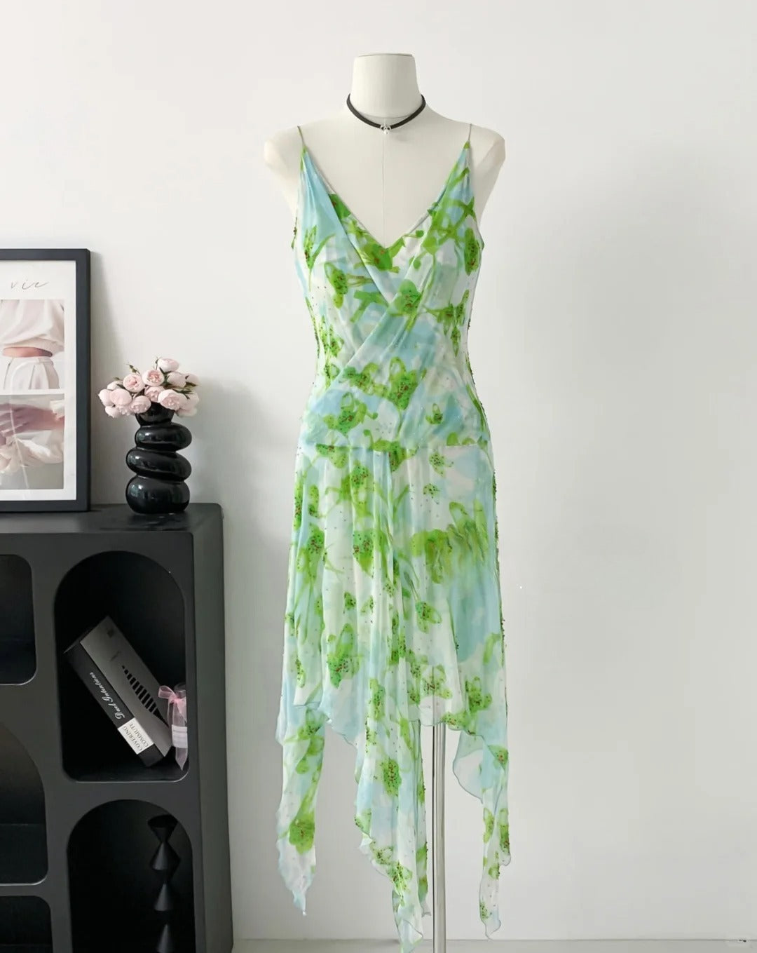 Pretty Prom Dress V-neck Pleated Asymmetrical Hem Prom Gown Party Dresses Dancing Dress HZ0319