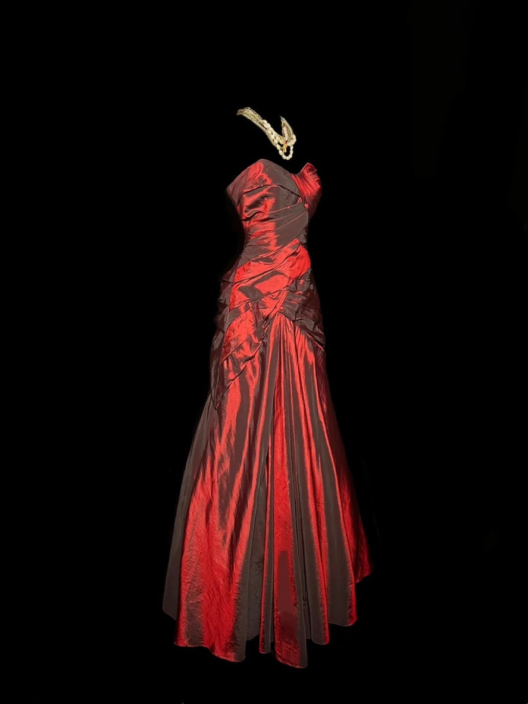 Stunning Prom Dress A Line Red Sweetheart Pleated Gala Dress Evening Dress Party Dress HZ0319