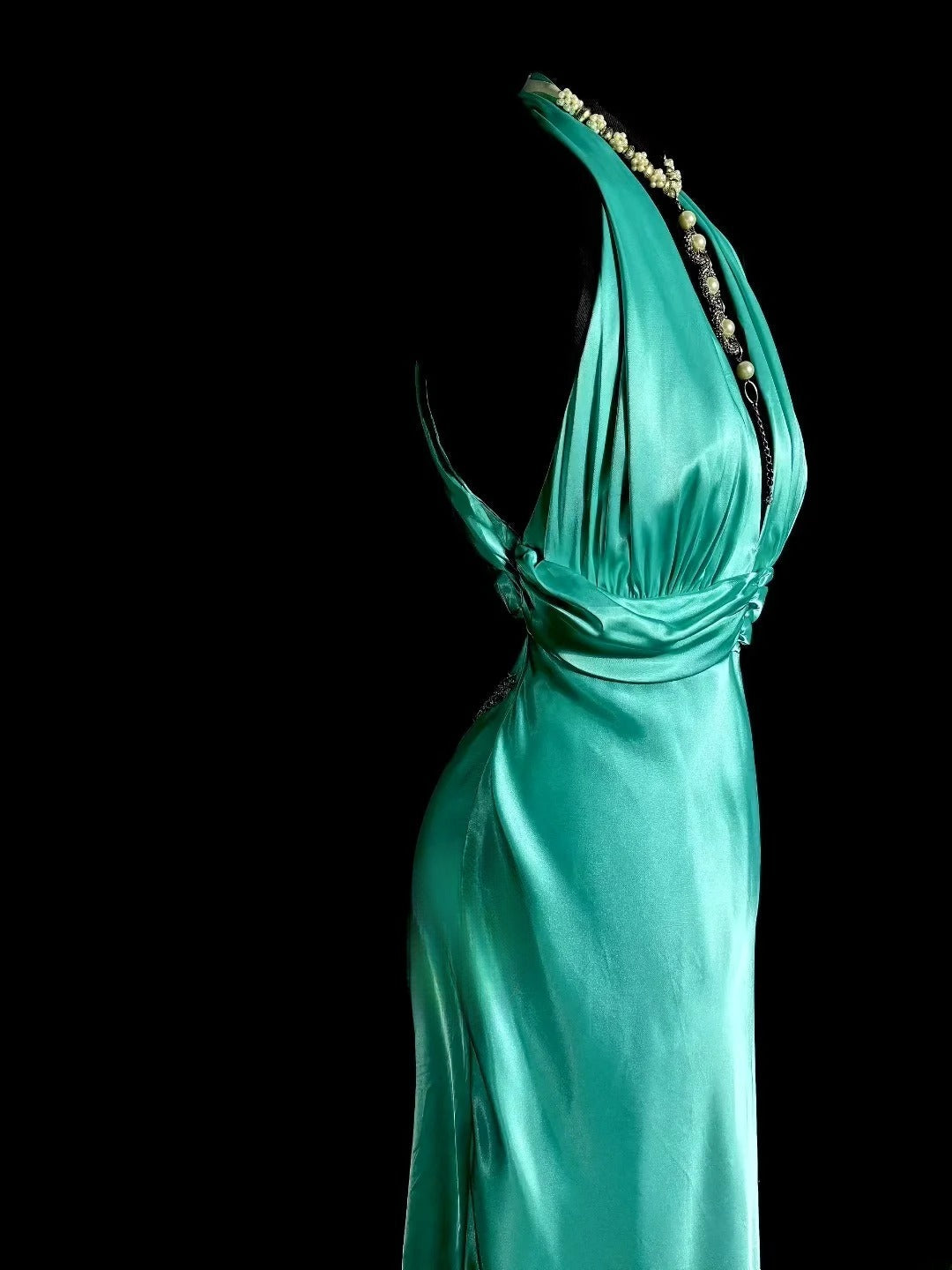 Beauty Prom Dress Halter Pleated Long Mermaid Prom Dress Evening Dress Party Dress HZ0319