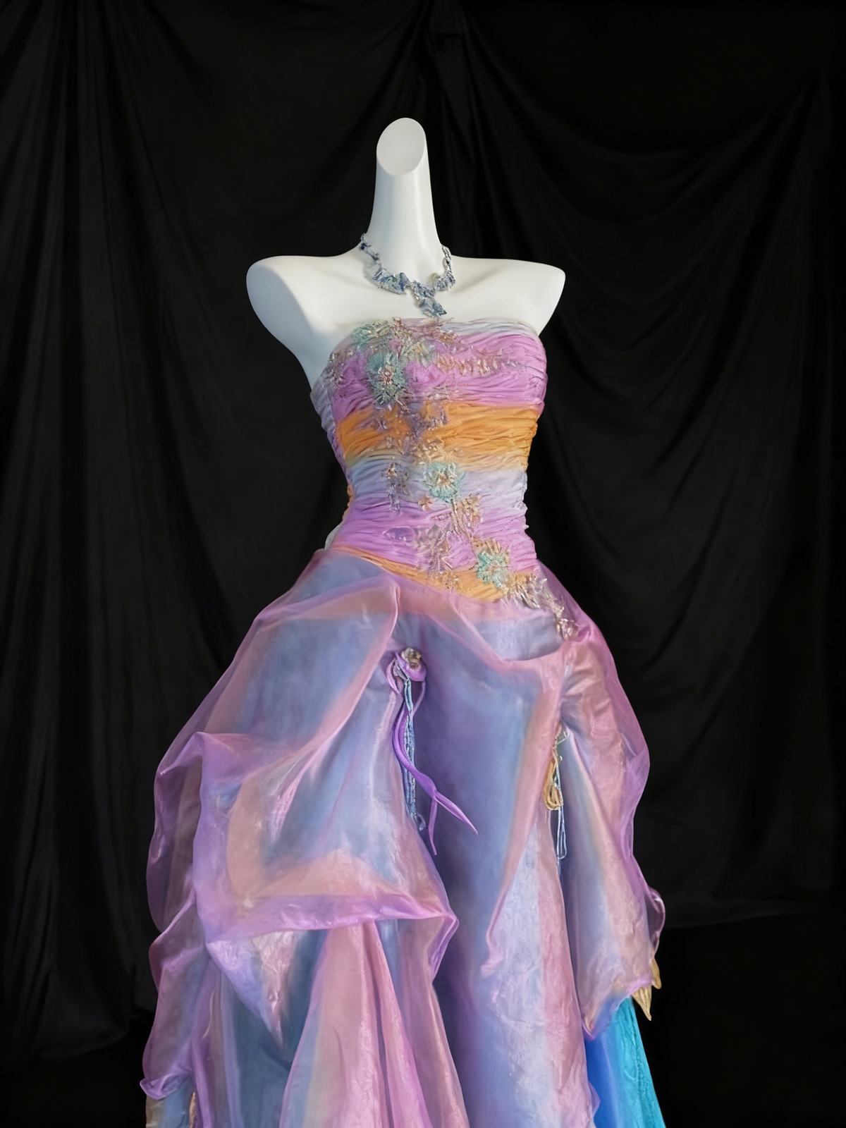 Colorful Prom Dress Strapless Pleated Evening Dress Quinceanera Dress Birthday Outfits HZ0319