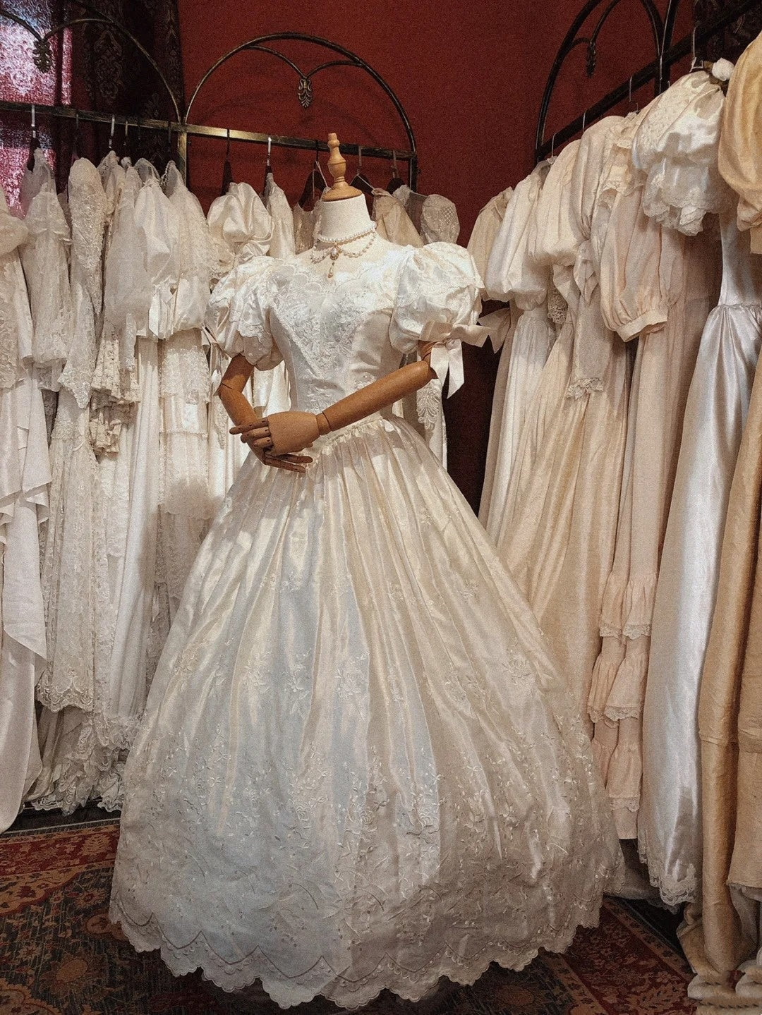 Vintage Wedding Dress Asymmetrical Neck Wedding Dress HZ0319