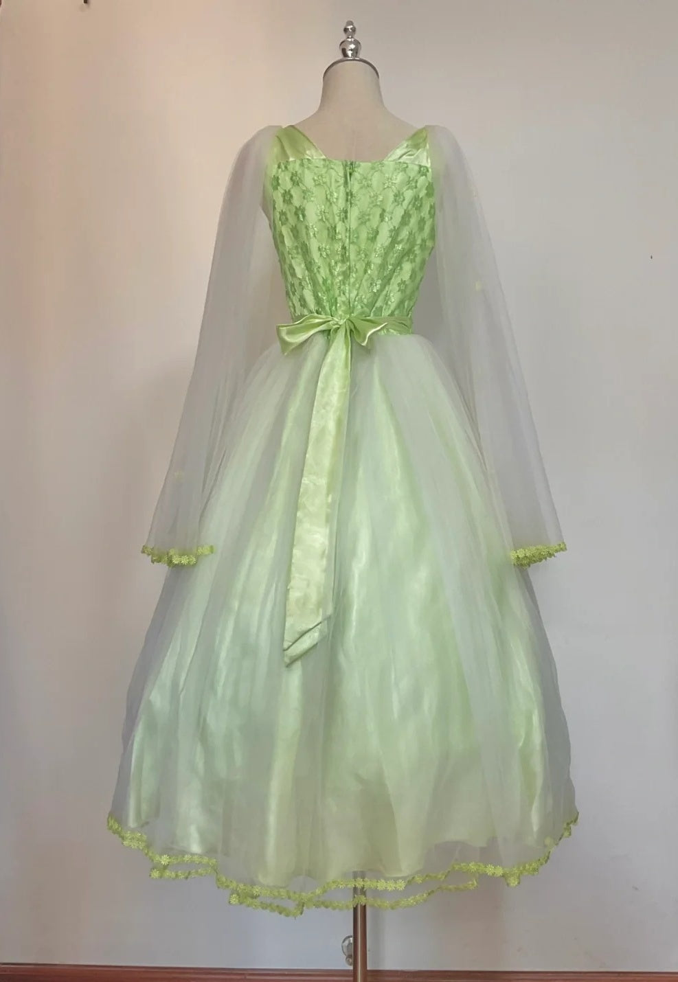 Pretty Prom Dress V-neck Pleated Tulle Gala Dress Evening Dress Formal Dress HZ0319