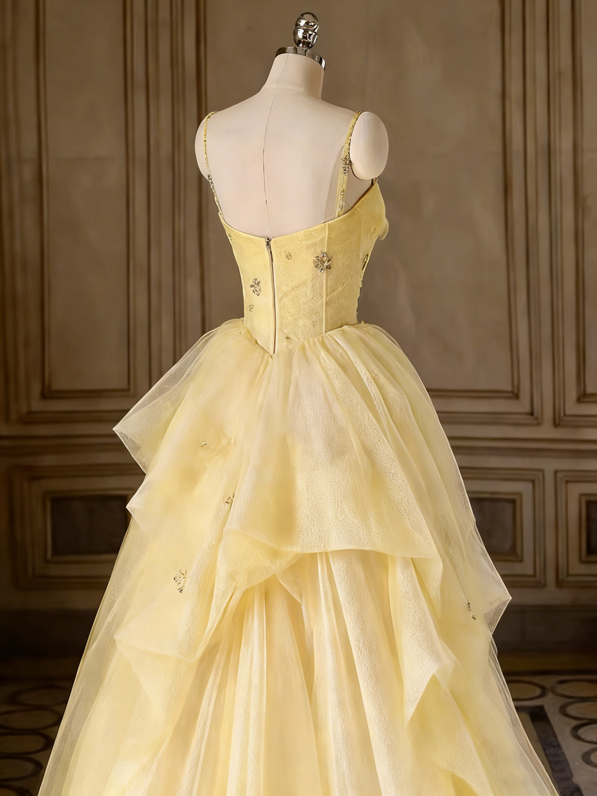 Beauty Prom Dress Spaghetti Straps Pleated Tulle Evening Dress Quinceanera Dress Ball Gown HZ0319
