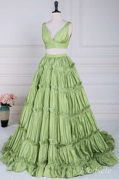 Two-Piece Green Taffeta V-Neck Ruffle Ball Gown