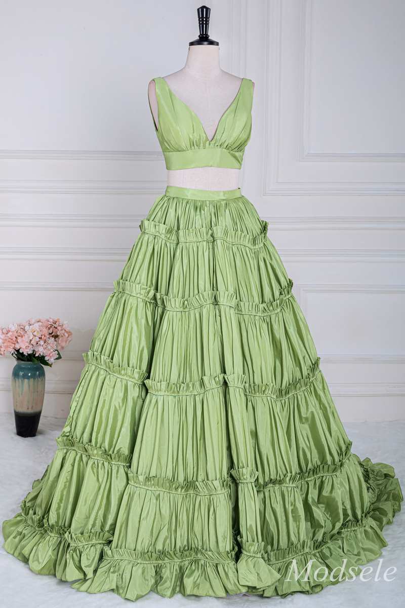 Two-Piece Green Taffeta V-Neck Ruffle Ball Gown