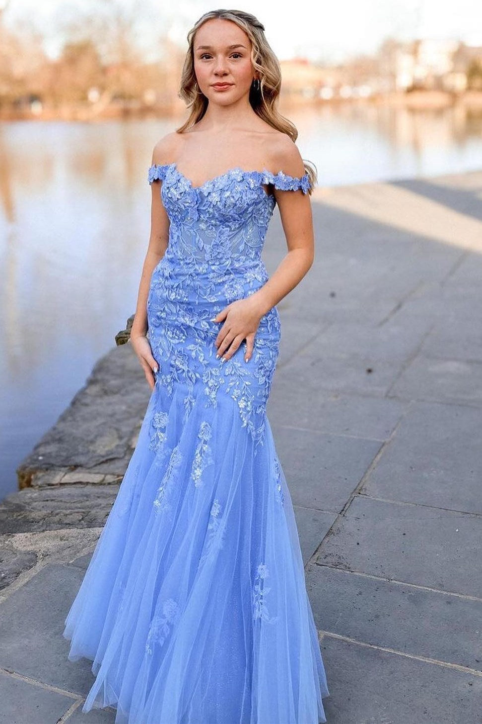 Pink Tulle Appliques Off-the-Shoulder Trumpet Long Prom Dress