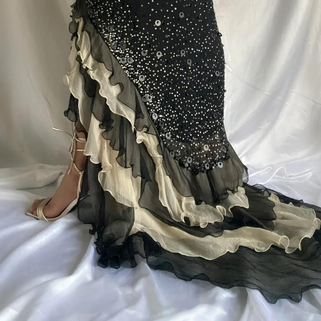 Sparkly Sequins Beaded Ruffles Mermaid Prom Dress Black Party Evening Dress cc2096