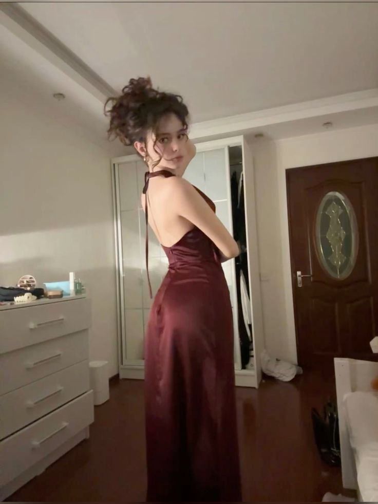 Elegant Burgundy Mermaid Halter Neck Backless Satin Long Prom Dress Evening Dress cc5028