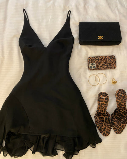 Simple Strap Low-cut Black Chiffon Birthday Skirt Homecoming Dress cc3944