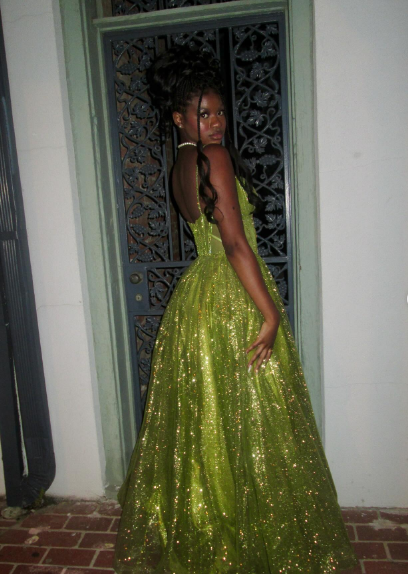 Glamorous Bright Green A-Line Spaghetti Strap Deep V Sequin Tulle Long Prom Dress Evening Dress cc5208
