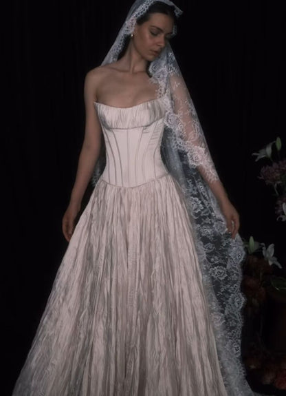 Vintage Elegant Off-White Strapless Boned Satin Long Wedding Dress cc5239