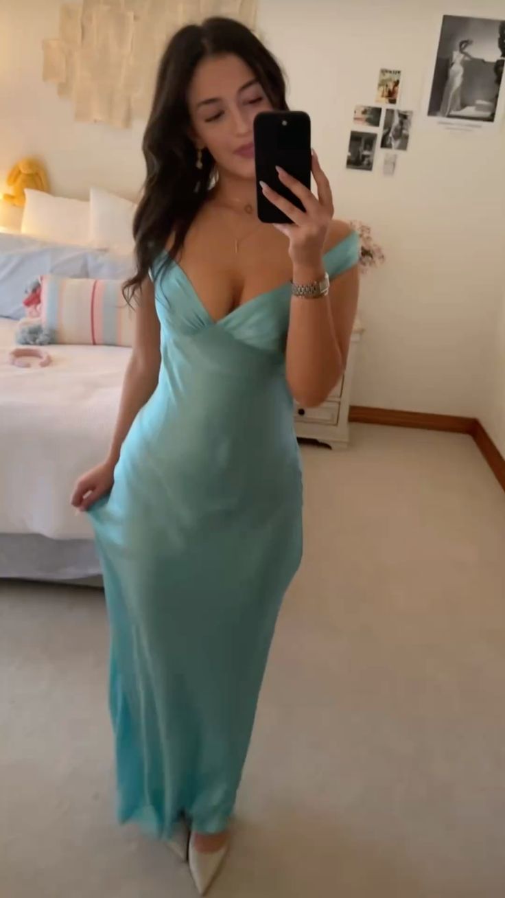 Elegant Blue Off-the-Shoulder V-Neck Satin Long Prom Dress Evening Dress Bridesmaid Dress cc5417