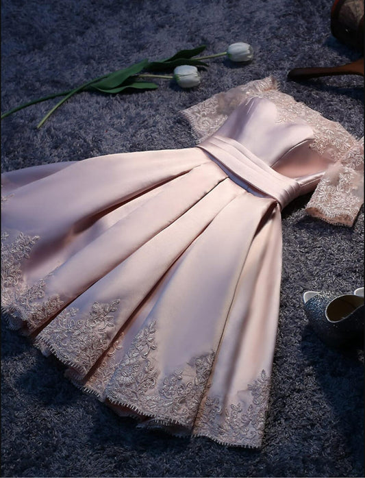A-Line Bridesmaid Dress Off Shoulder Short Sleeve Elegant Short  Mini Satin with Lace