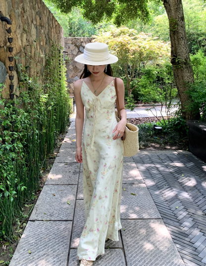 Retro Fashion Floral Design Beach Holiday A-line Spaghetti Strap Dress HZ1024