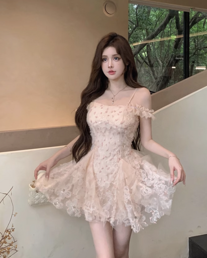 New Style Champagne Appliqued Floral Design A-line Spaghetti Strap Homecoming Dress HZ1024