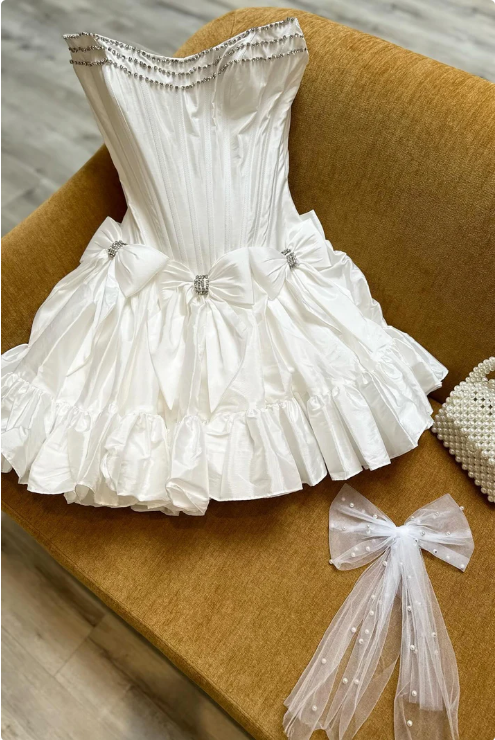 Vintage Beaded A-Line Homecoming Dress Strapless Party Dress Short Cocktail Dress HZ1024