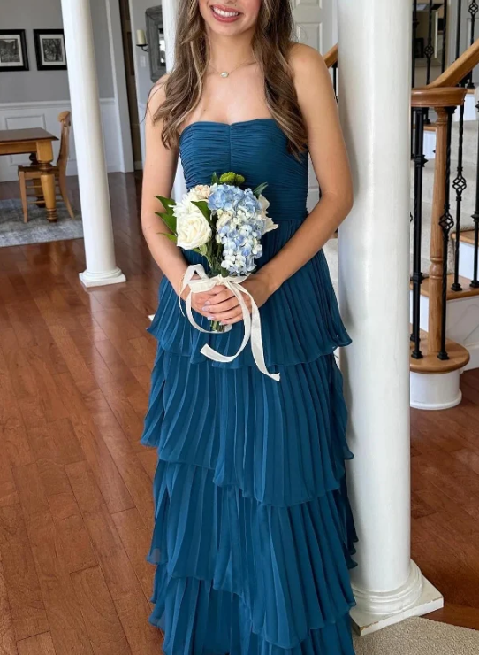 Elegant Chiffon Strapless Prom Dress Sheath Pleated Evening Gown Tiered Party Dress Long Formal Dress HZ1024